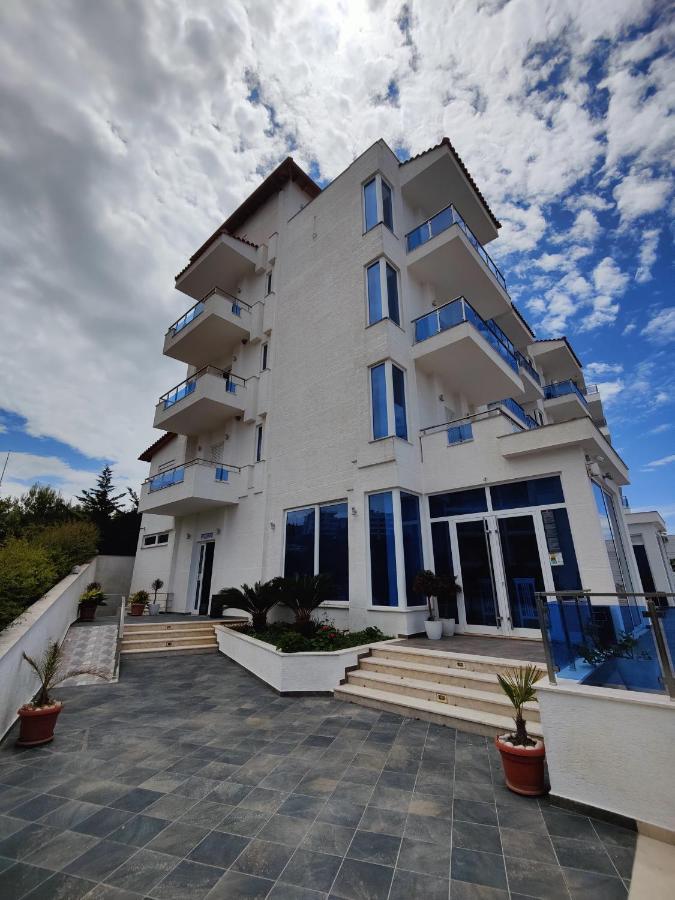 B&G Holiday Sarandë Eksteriør billede