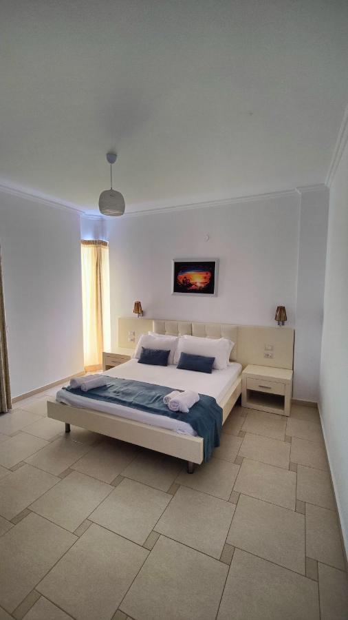 B&G Holiday Sarandë Eksteriør billede