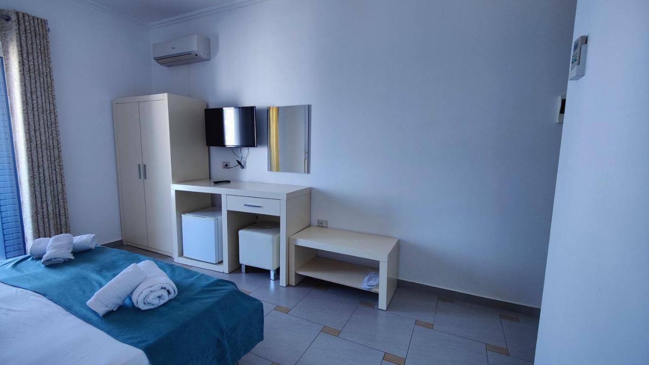 B&G Holiday Sarandë Eksteriør billede